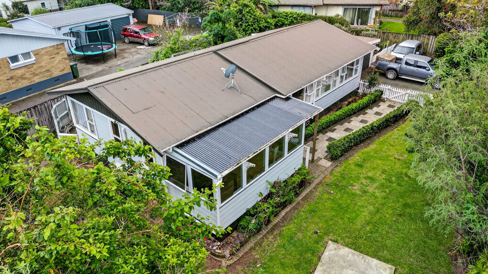 168369291__1760649950-8941-Droneshotofhouse