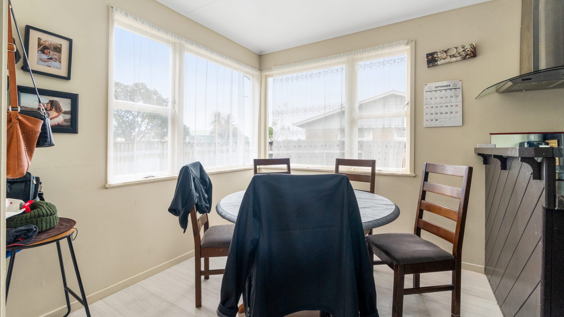 168369303__1760649958-8967-Kitchen