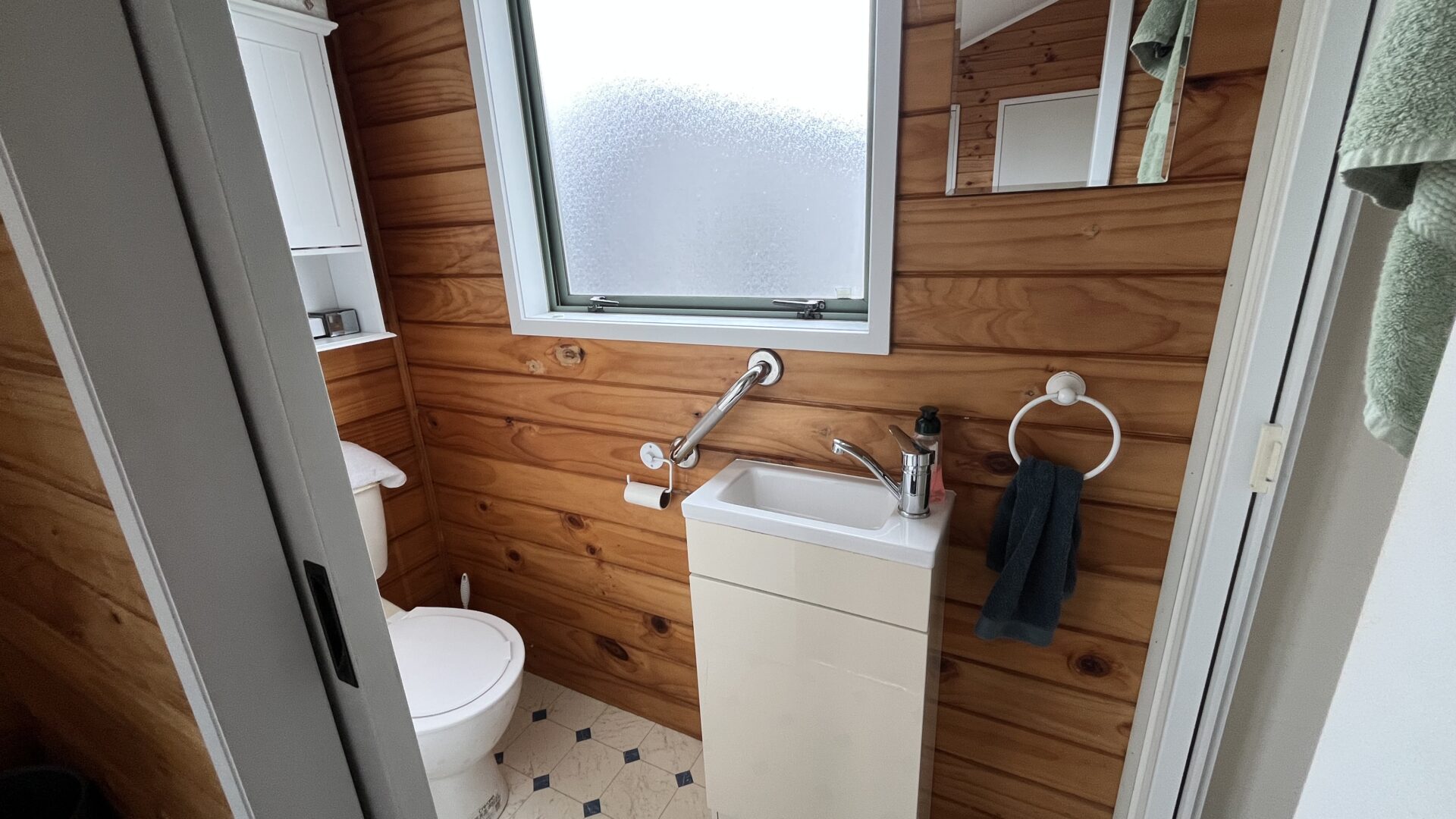 145044322__1745447005-12926-IMG0856