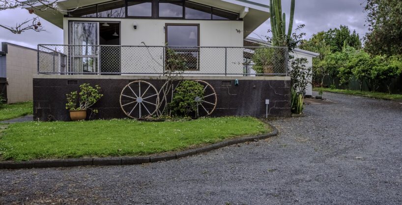 Spacious Family Home with Bonus Sleepout
