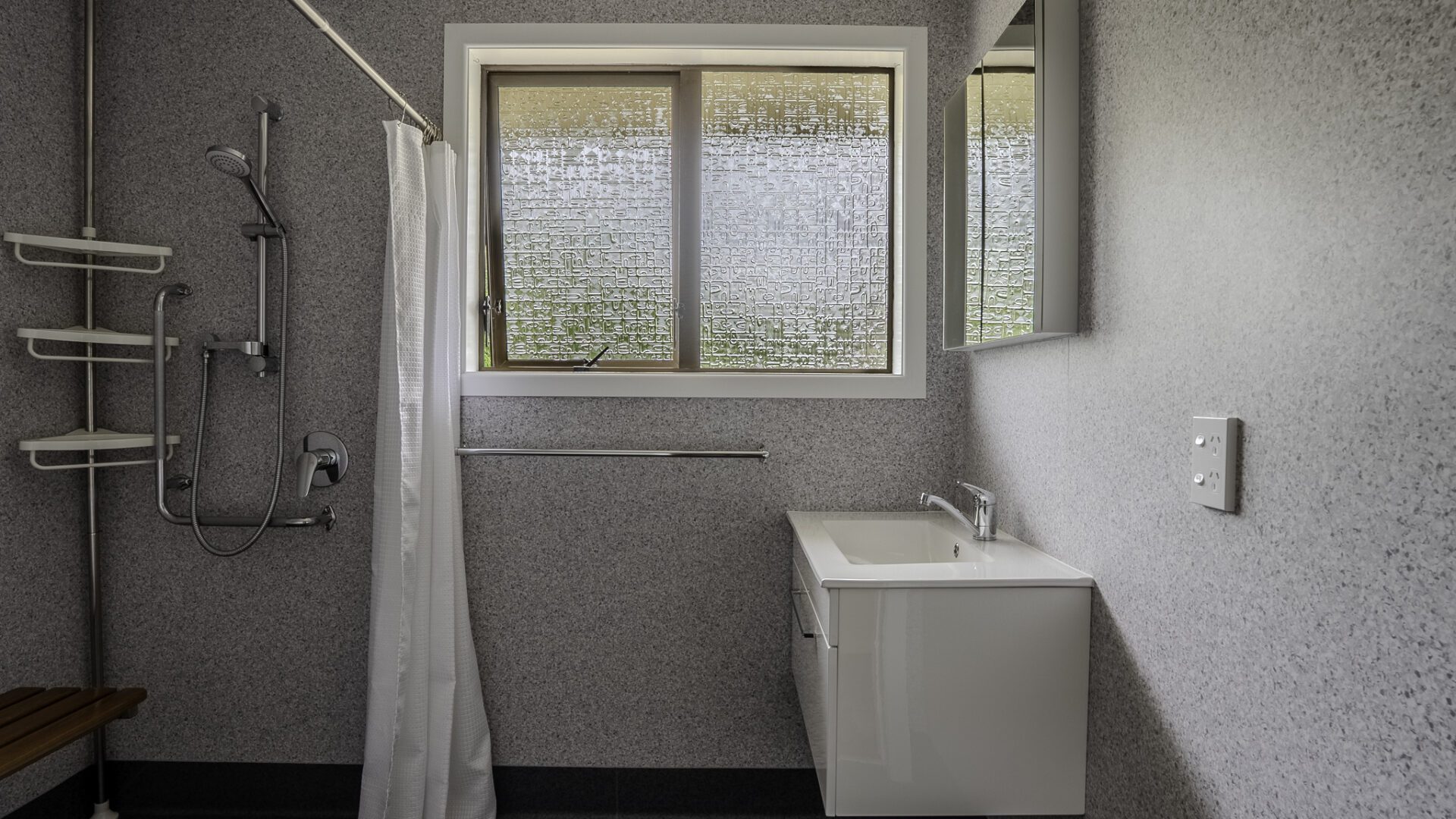 169816204__1761596512-15318-DSC0305-HDR