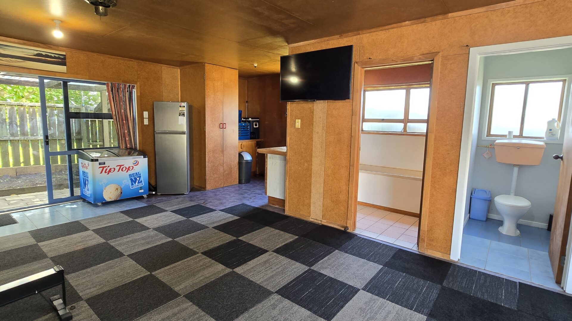 171846509__1762057660-17620576601845862530195897758327