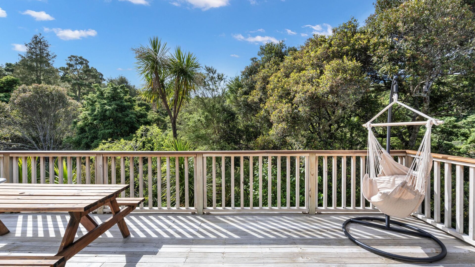 172196762__1762122897-19073-18ClaphamRoad-5