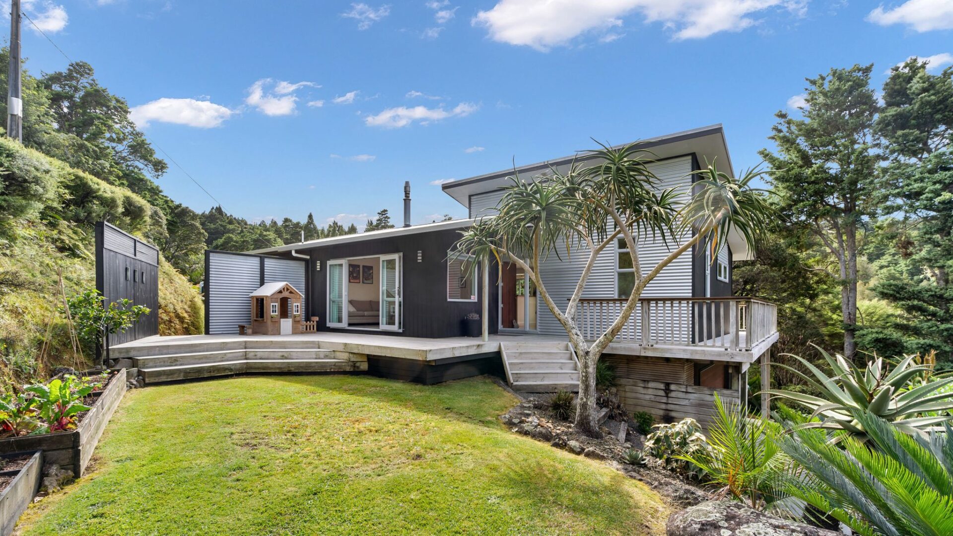 172196804__1762122907-32276-18ClaphamRoad-9