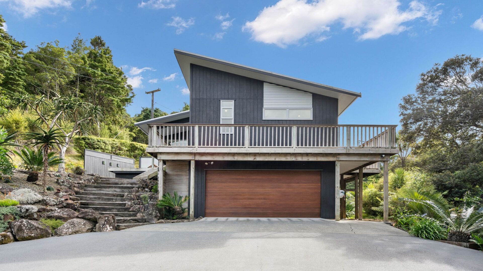 172196913__1762122917-32392-18ClaphamRoad-14