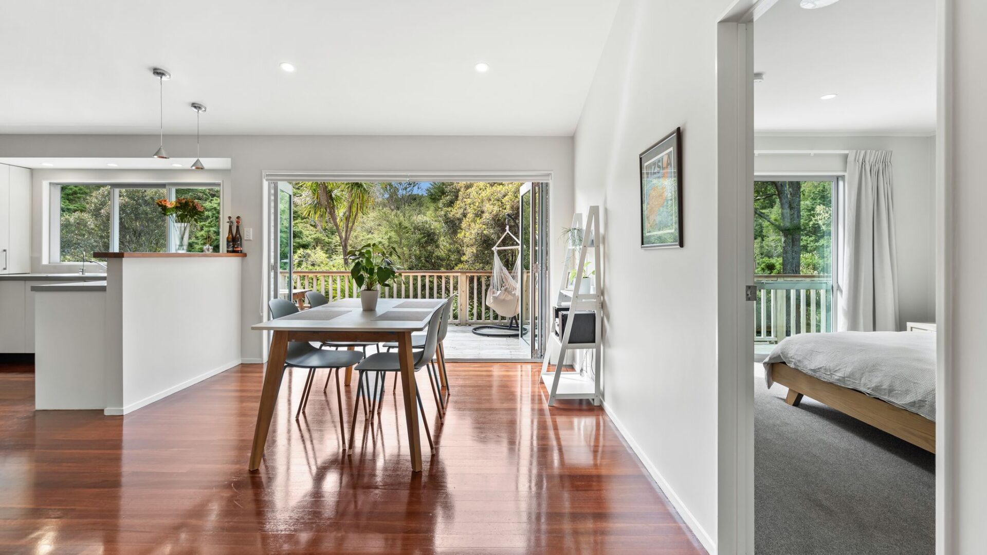 172196978__1762122927-19186-18ClaphamRoad-20