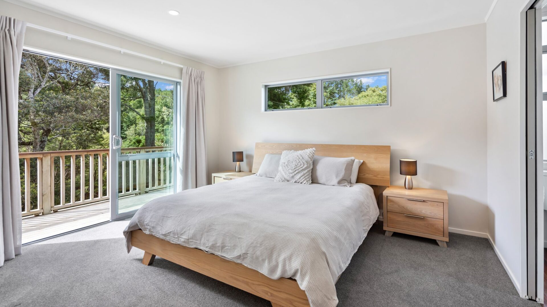 172197057__1762122939-32426-18ClaphamRoad-26