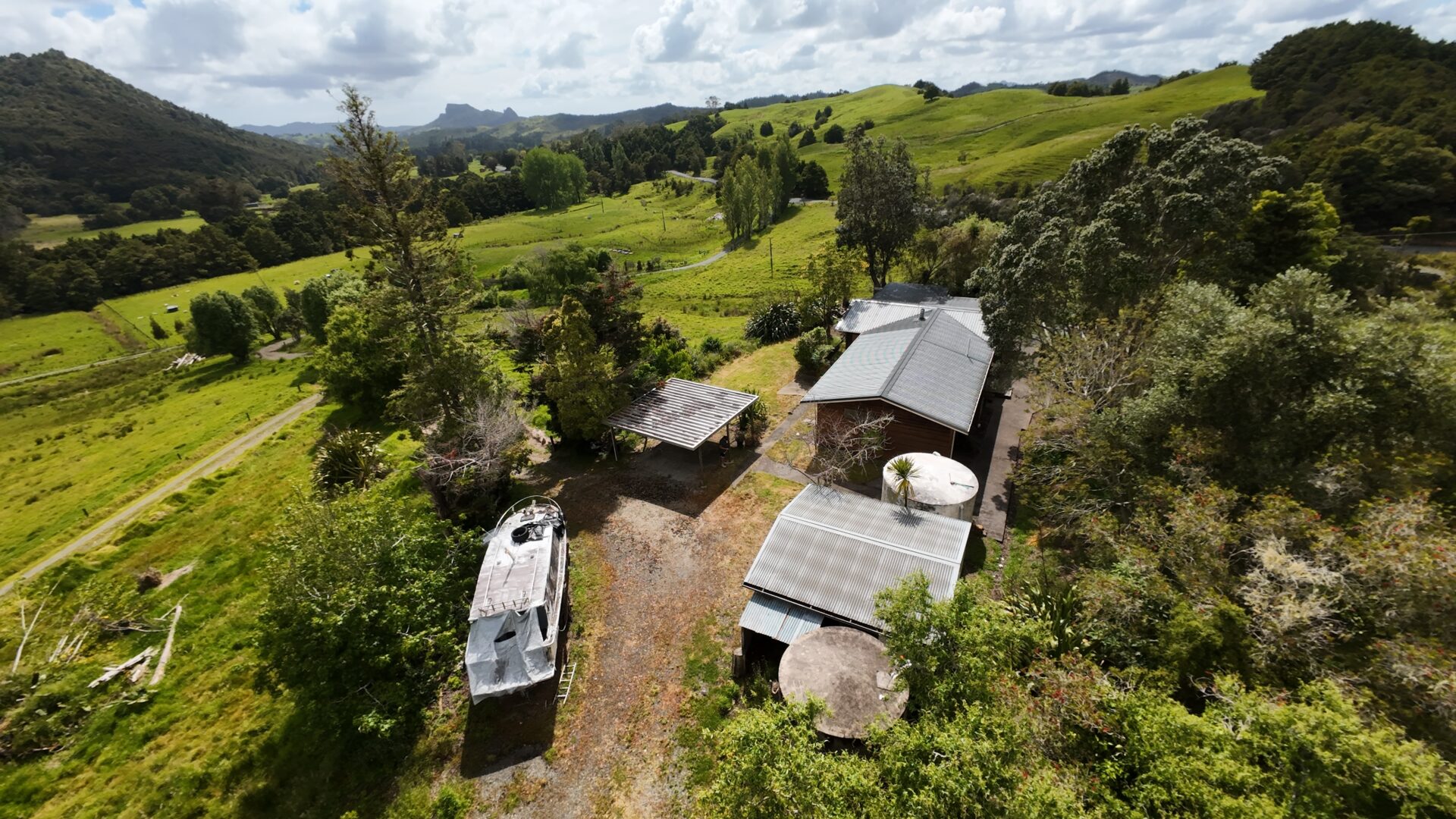 174932506__1763108309-1763108228