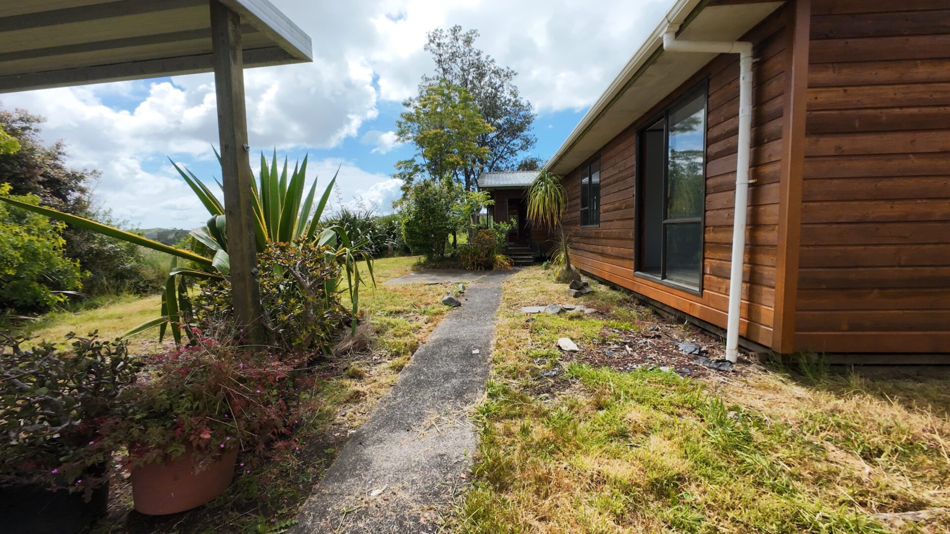 174932581__1763108522-1763108376