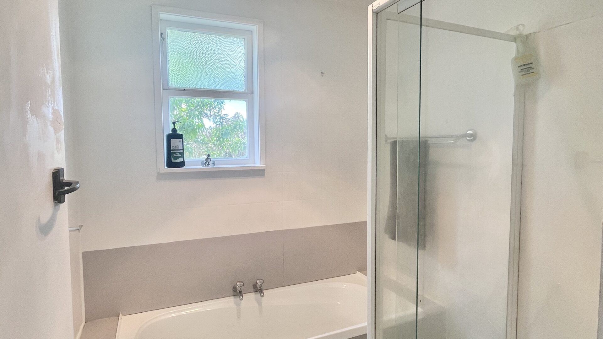 176528580__1764026033-1764025903