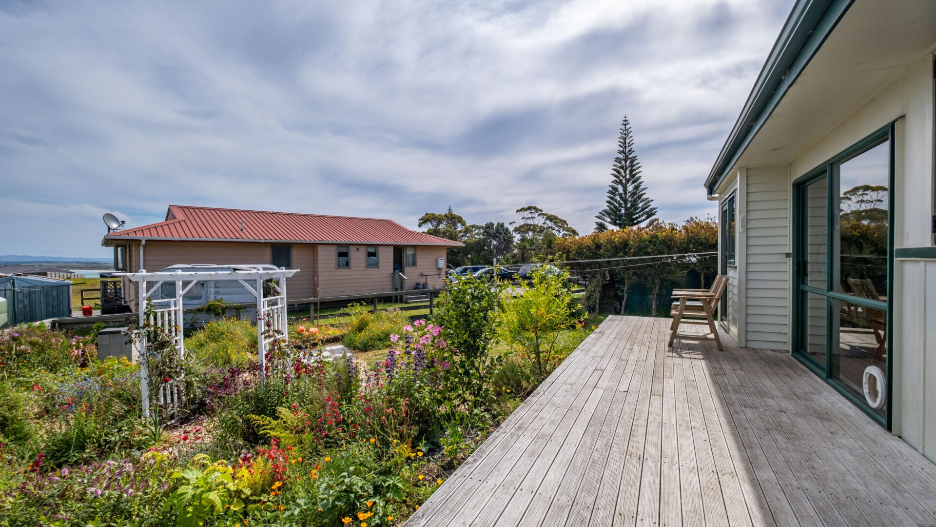 176655391__1764059927-110073-12DoubtlessBayDrive33of44