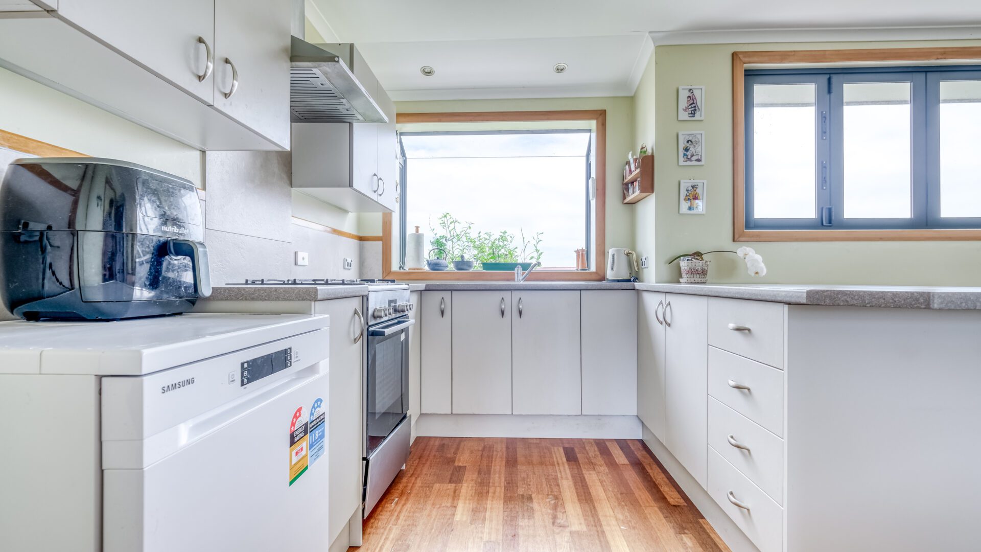 176655393__1764059931-110389-12DoubtlessBayDrive26of44