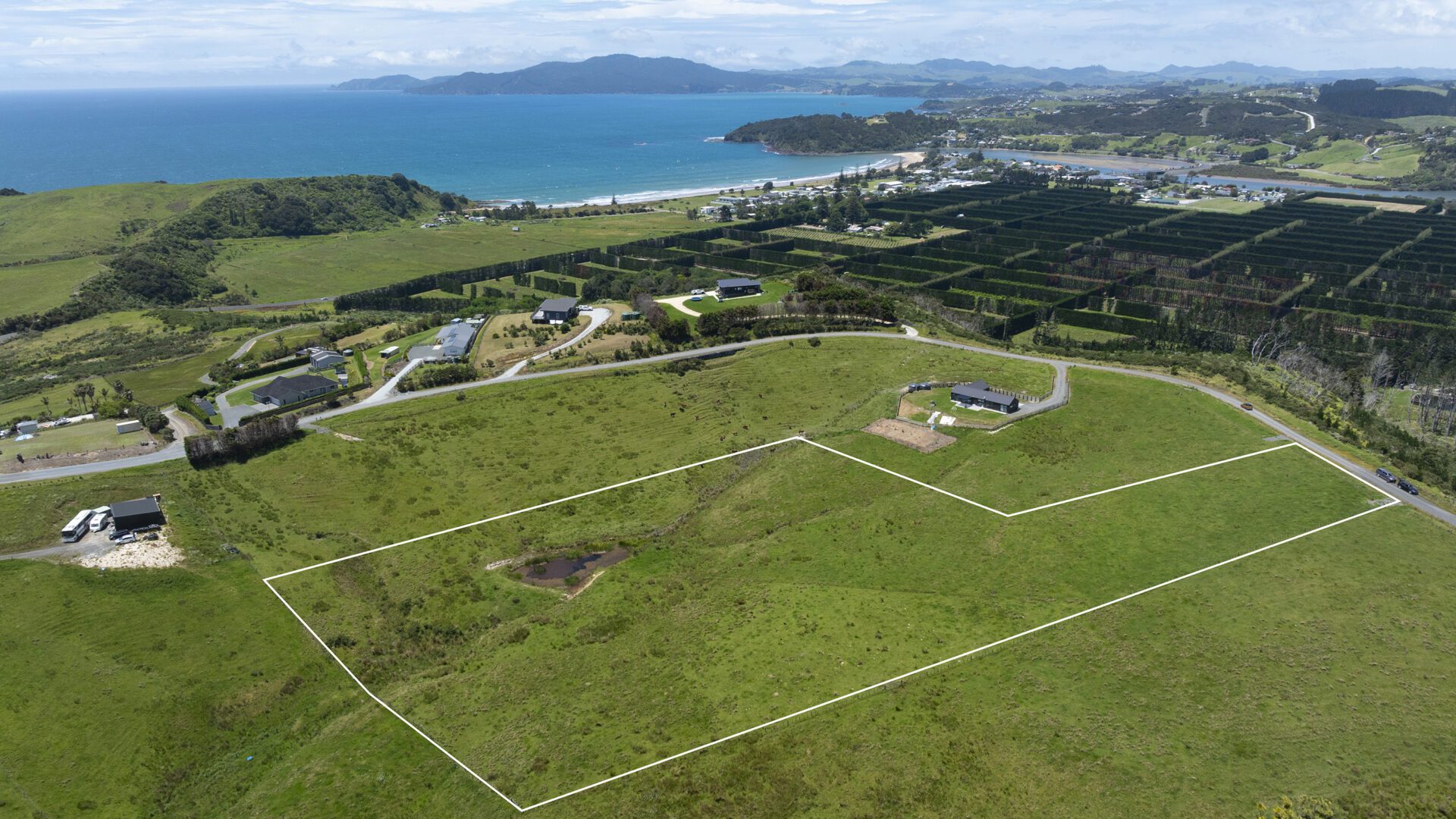 176783094__1764119917-57038-39TaipaViewRd-0295-boundaries