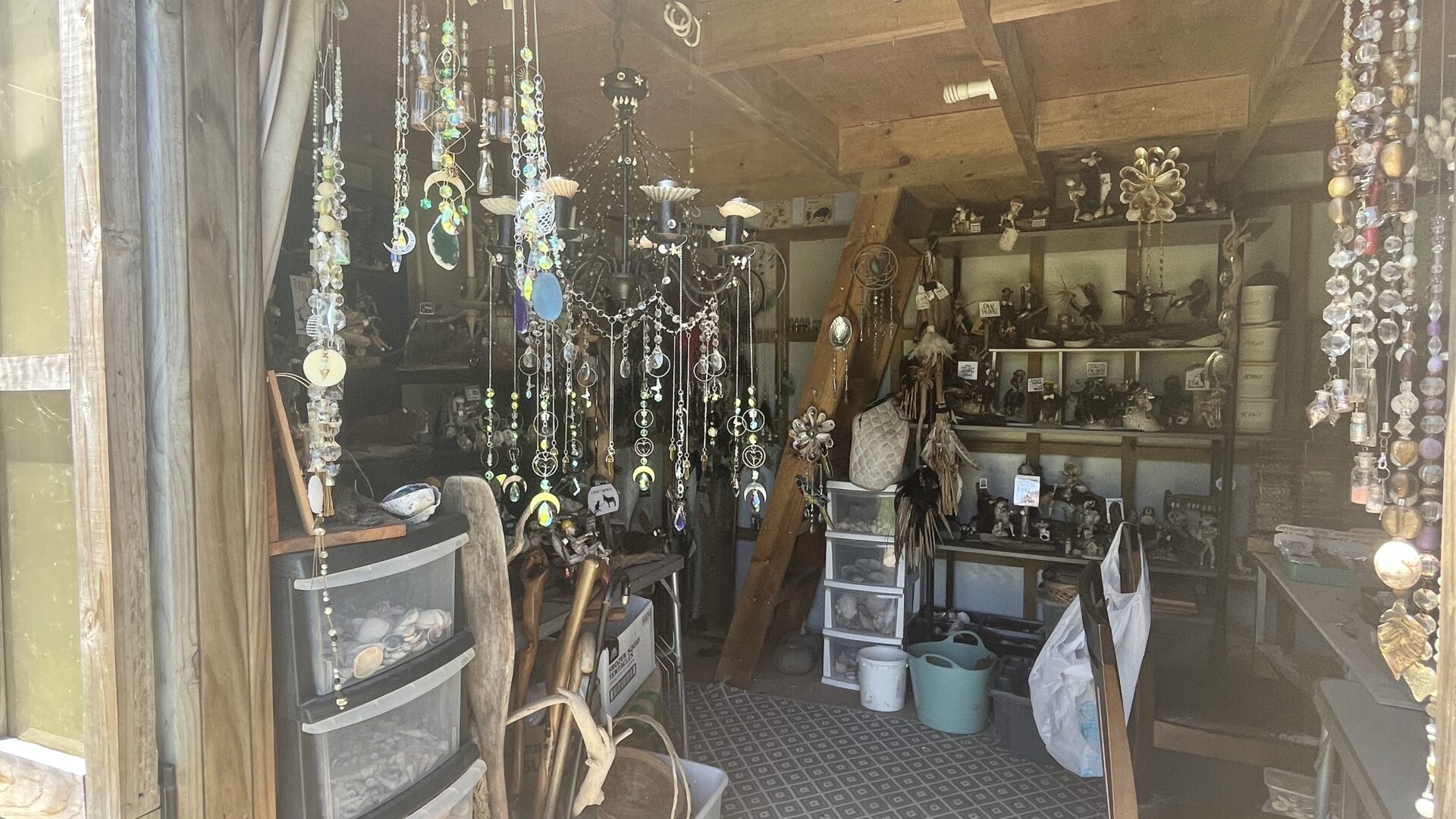 177017273__1764211764-1764211622