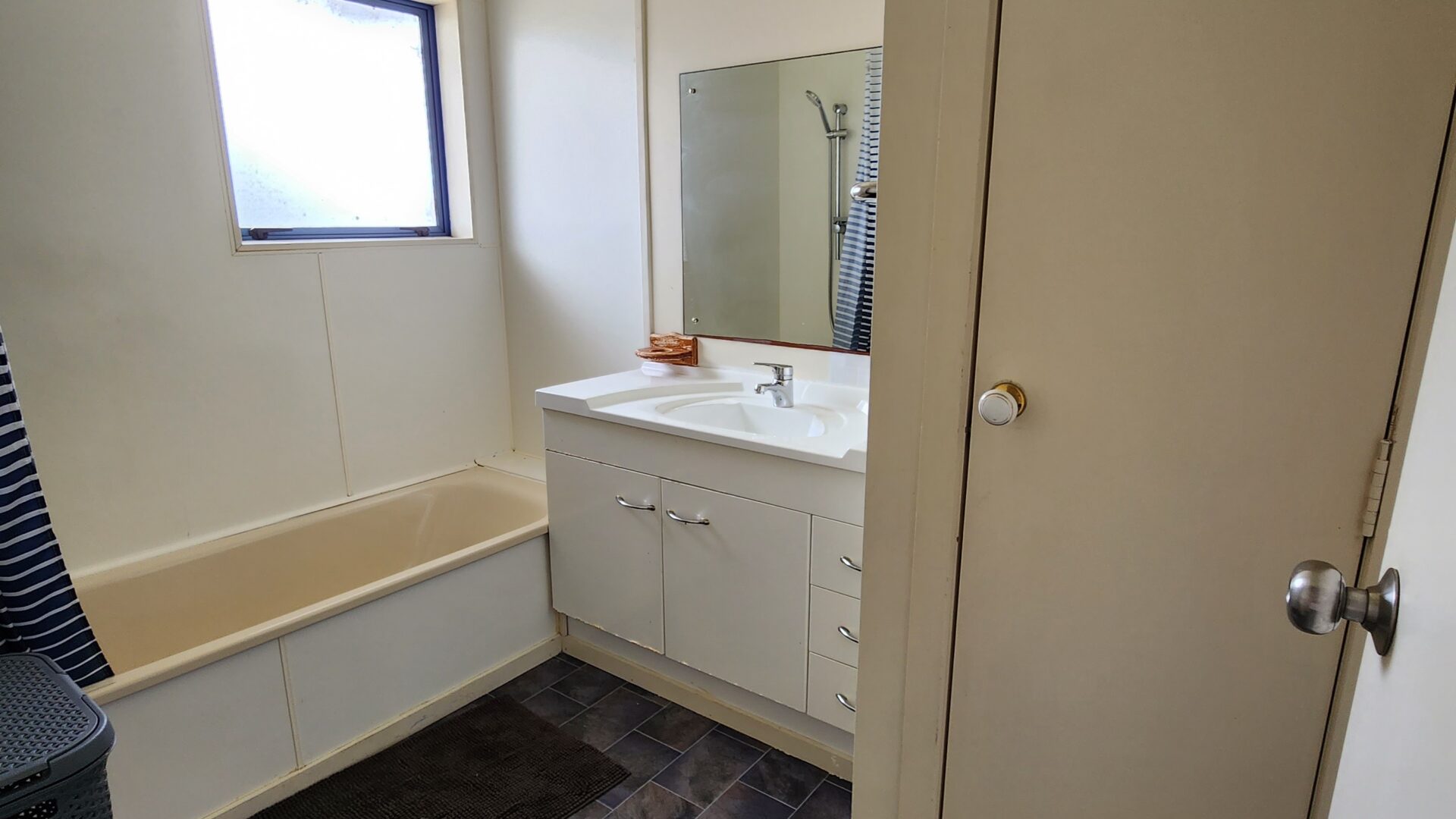 85324821__1711008308-17110083059224779867424610811092