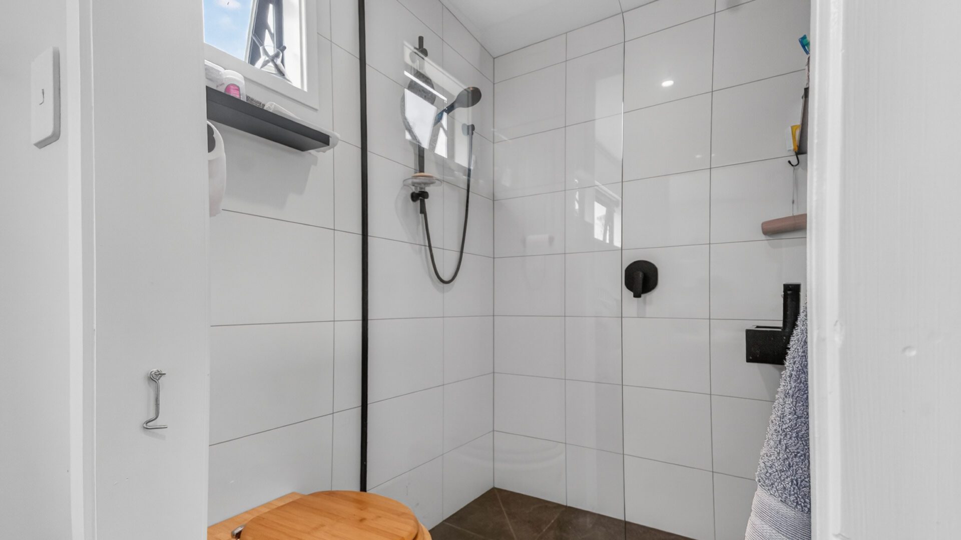 178593936__1764915238-96801-20251204-DSC00027