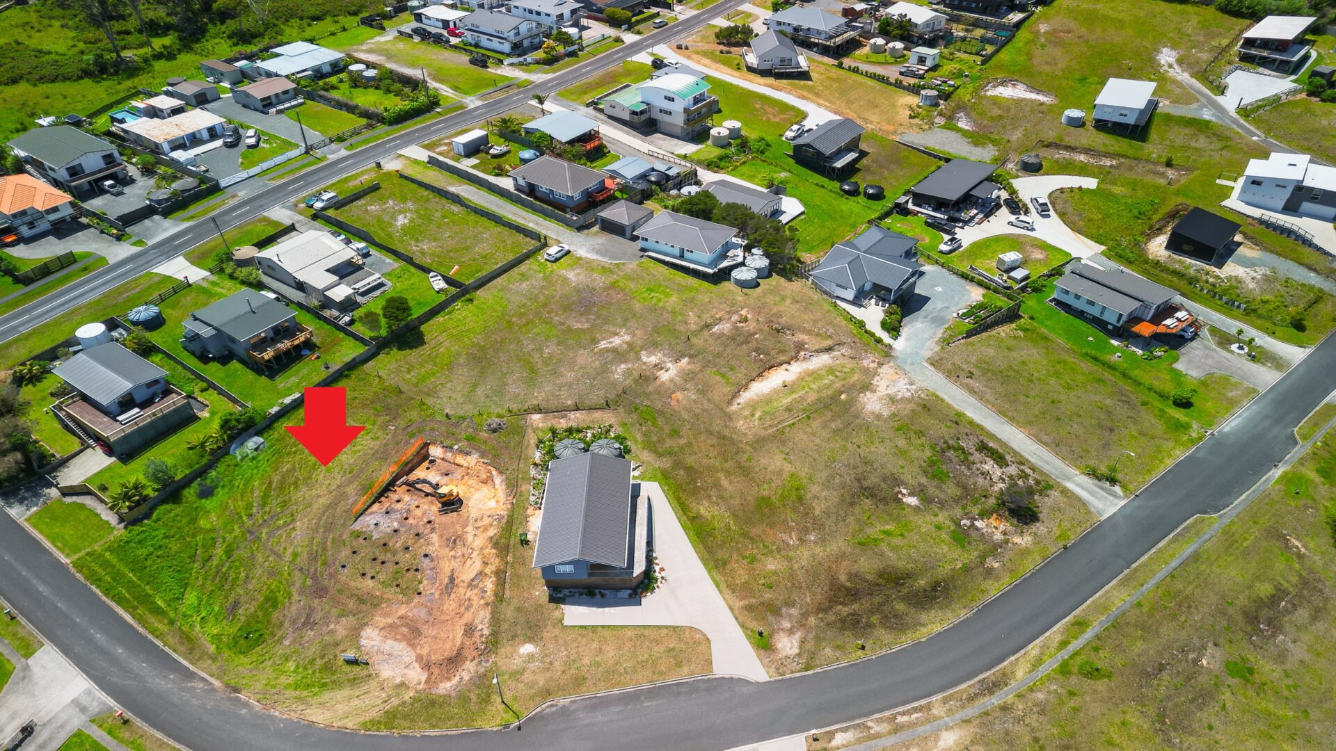 180440145__1765960153-100317-7