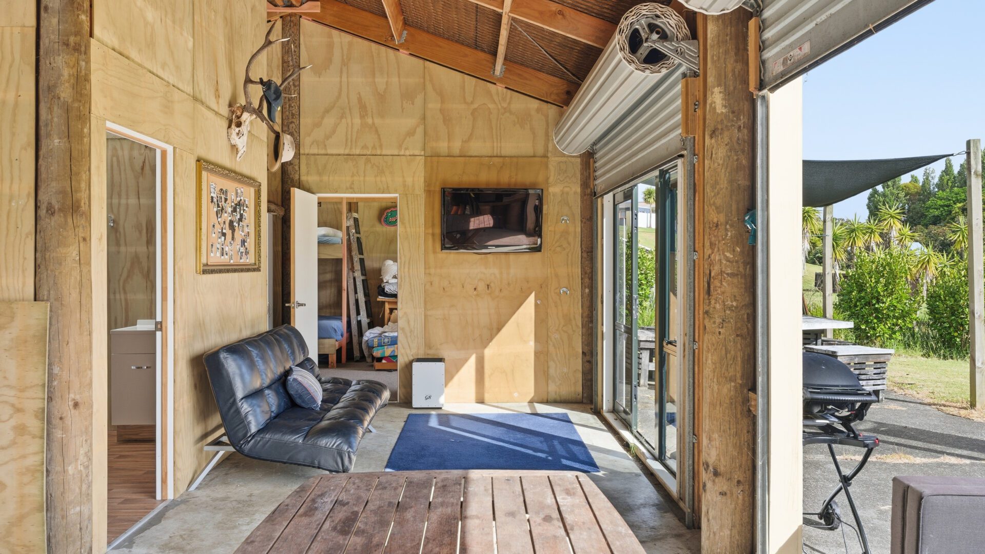 180441864__1765962711-105492-5