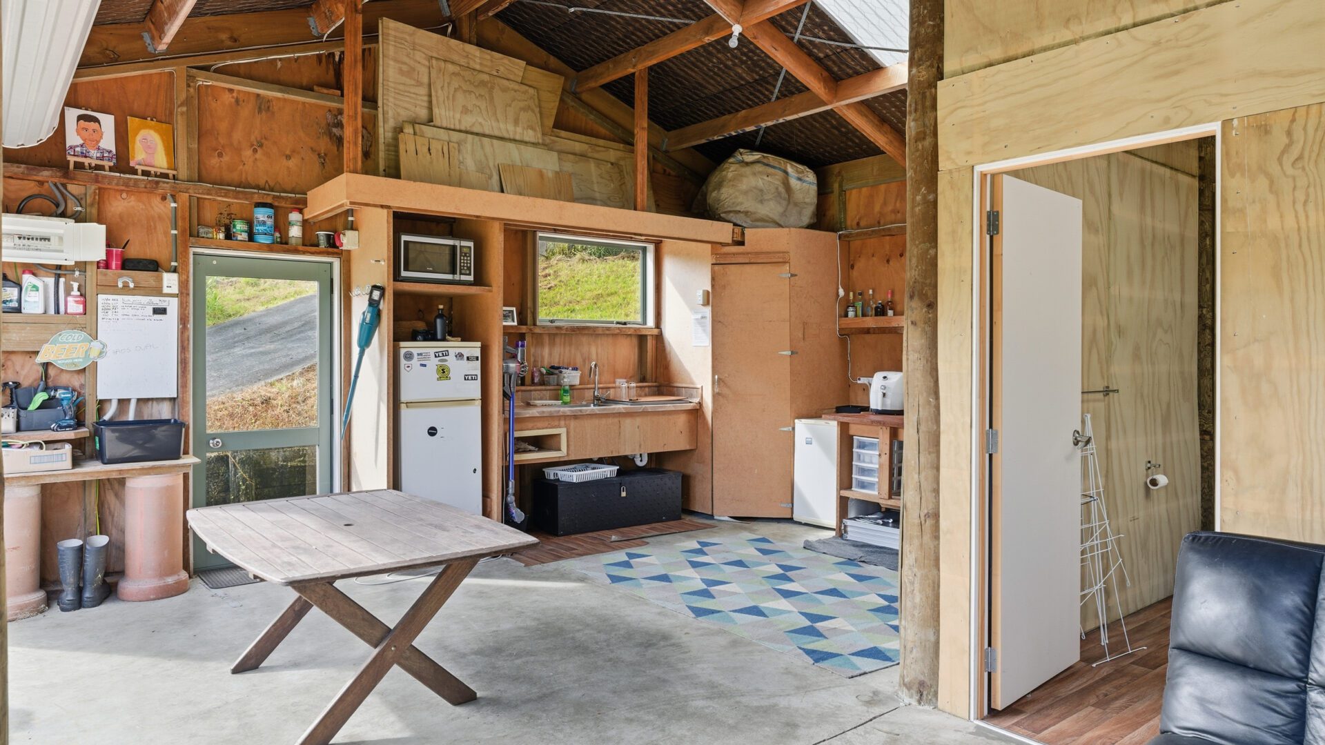 180441925__1765962726-105359-10