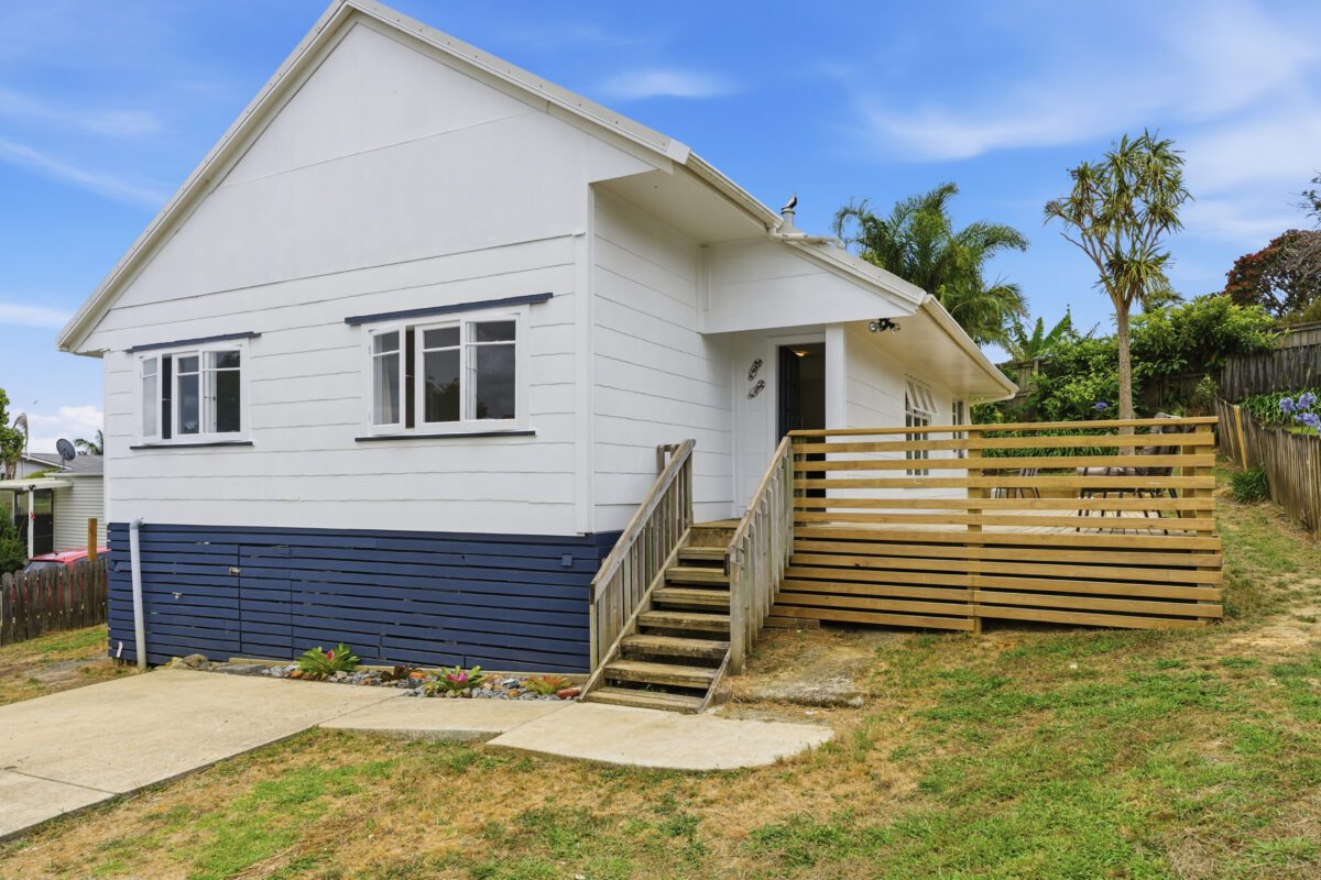Renovated, Relaxed, Just Minutes from the Beach!