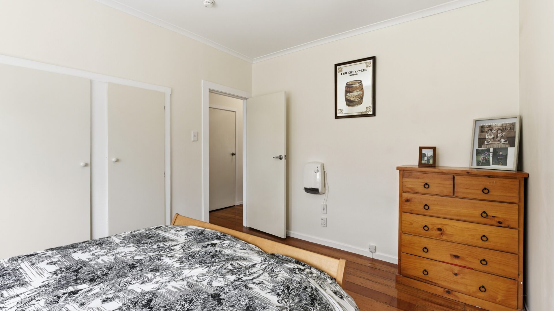 181158060__1766544475-55308-26