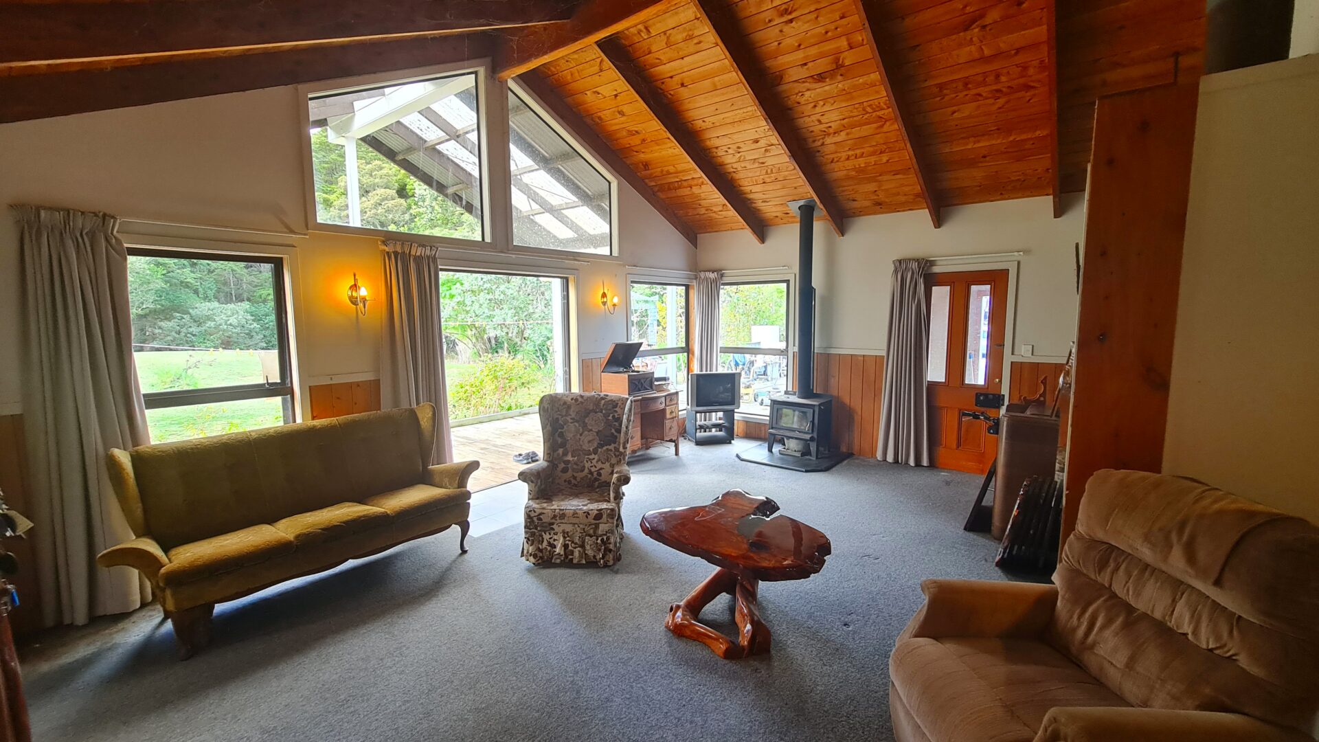 92066582__1716357301-251235-20220404155451