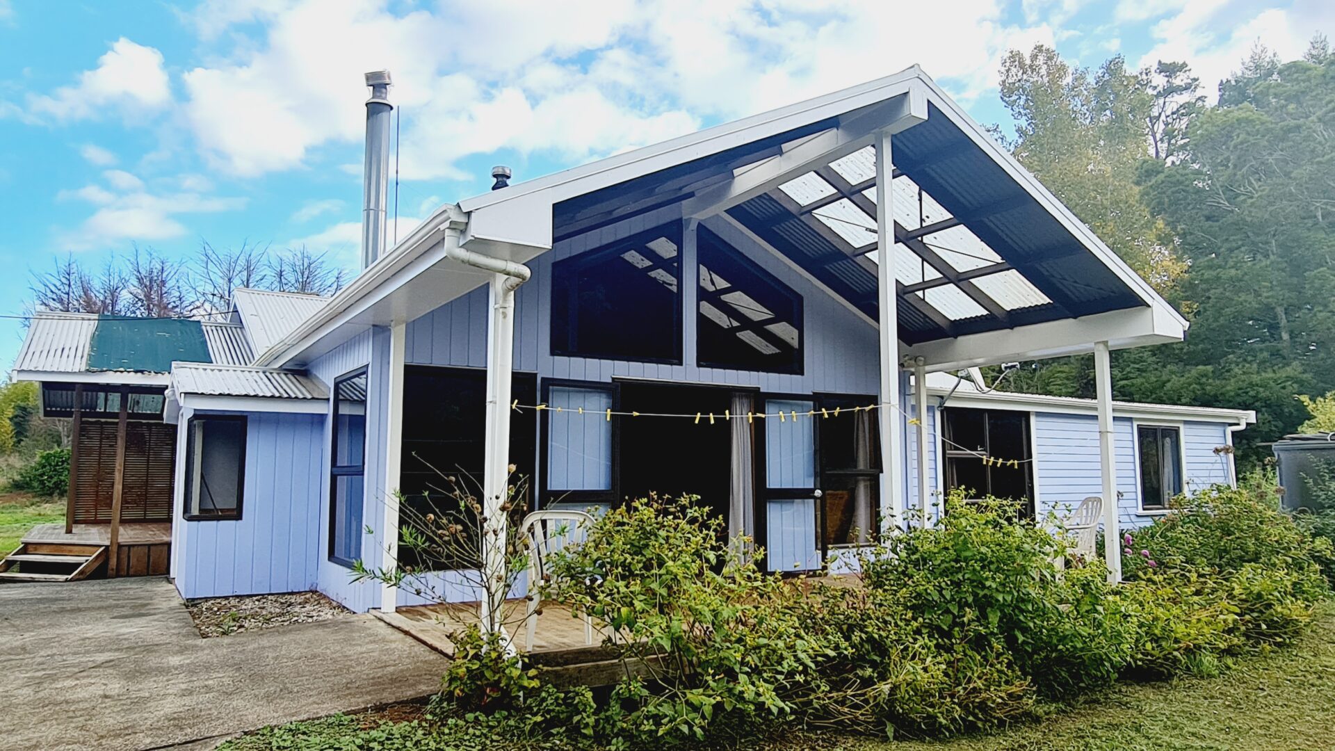 92066599__1716357311-80058-20220404160001