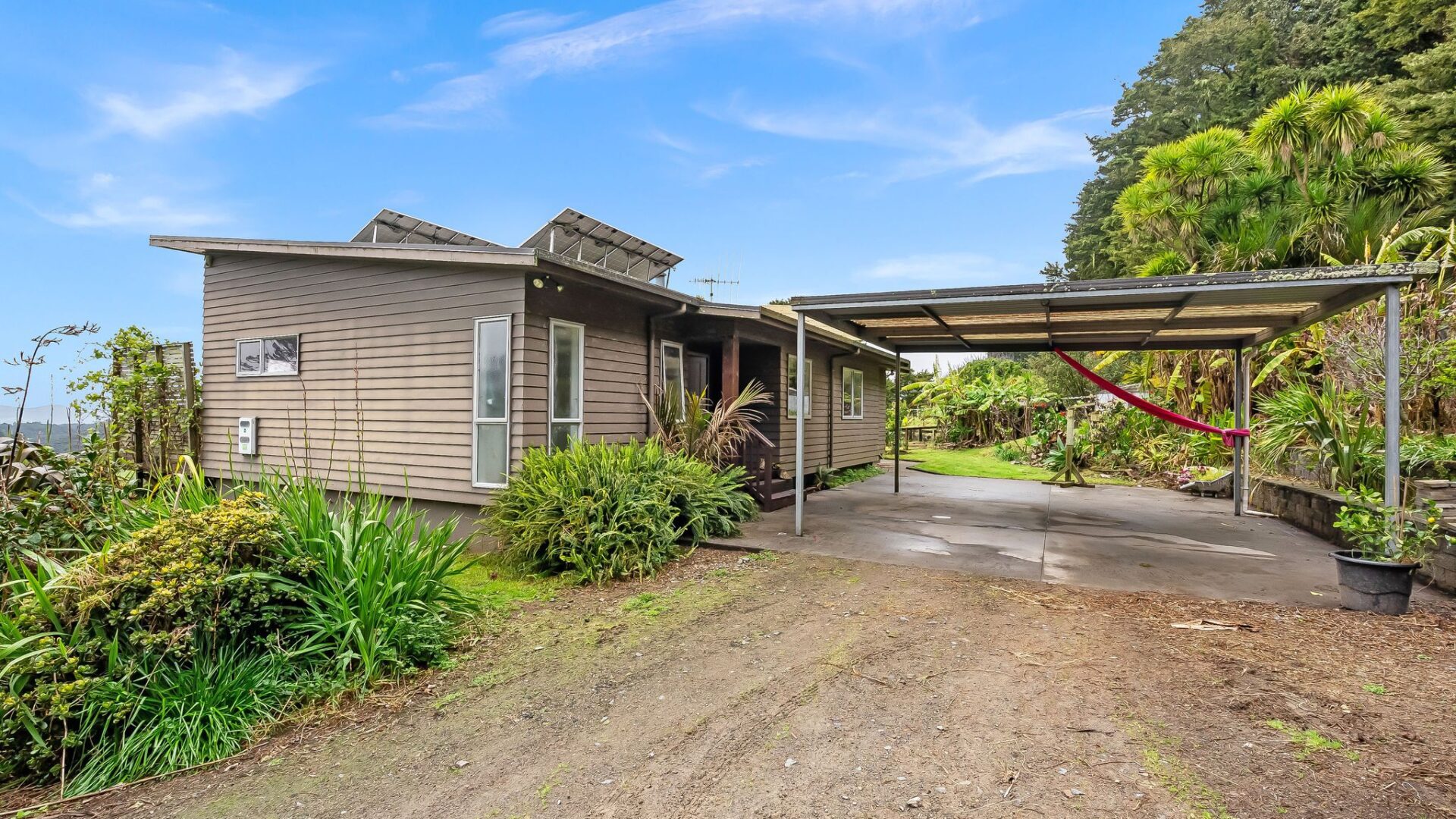 166505499__1759698389-20566-web945SpringfieldRoad-6