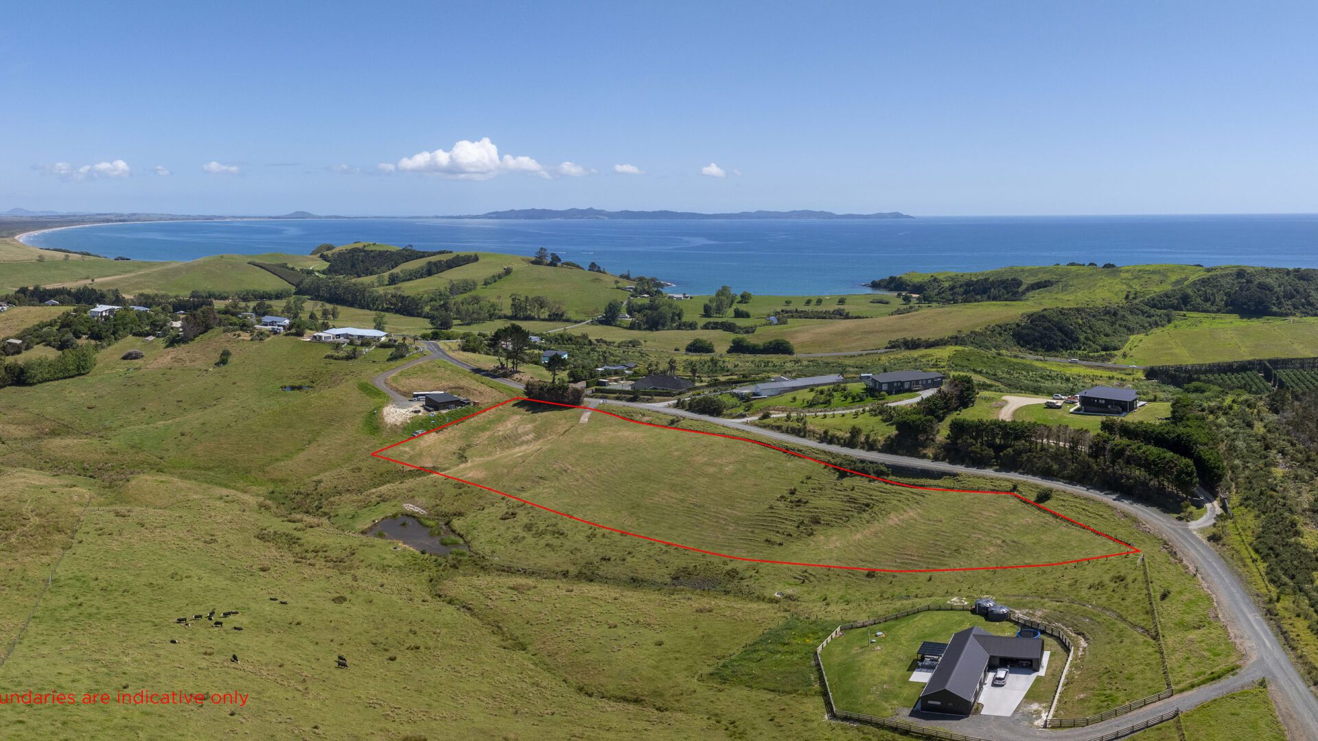 176139267__1763700534-74967-31TaipaHeightsDrive-0249-Pano-boundaries