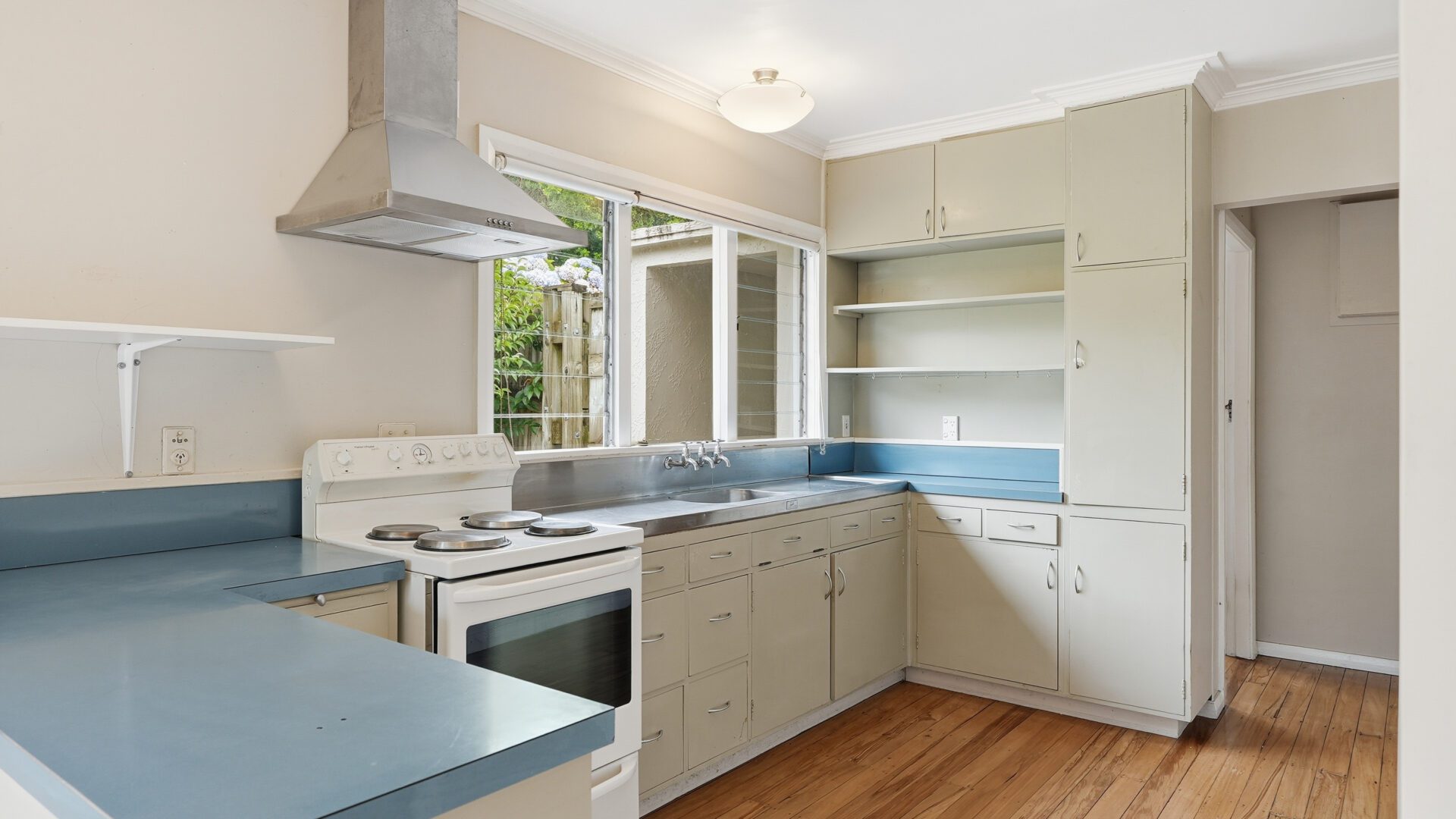 182421687__1768351484-50453-6