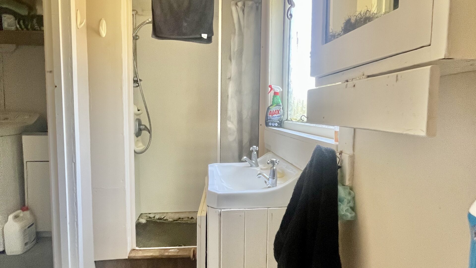 134850718__1739154317-1739154315