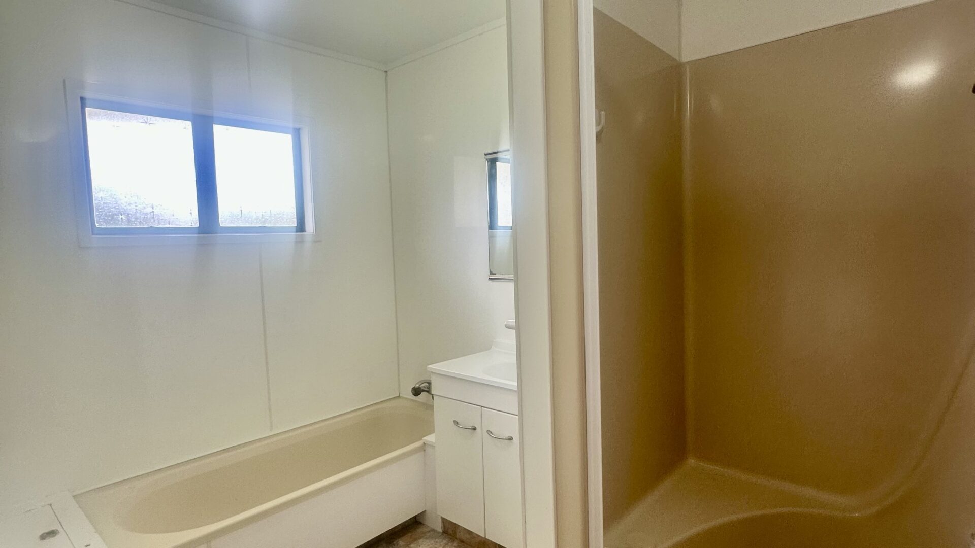 178701328__1765144245-12725-IMG6360