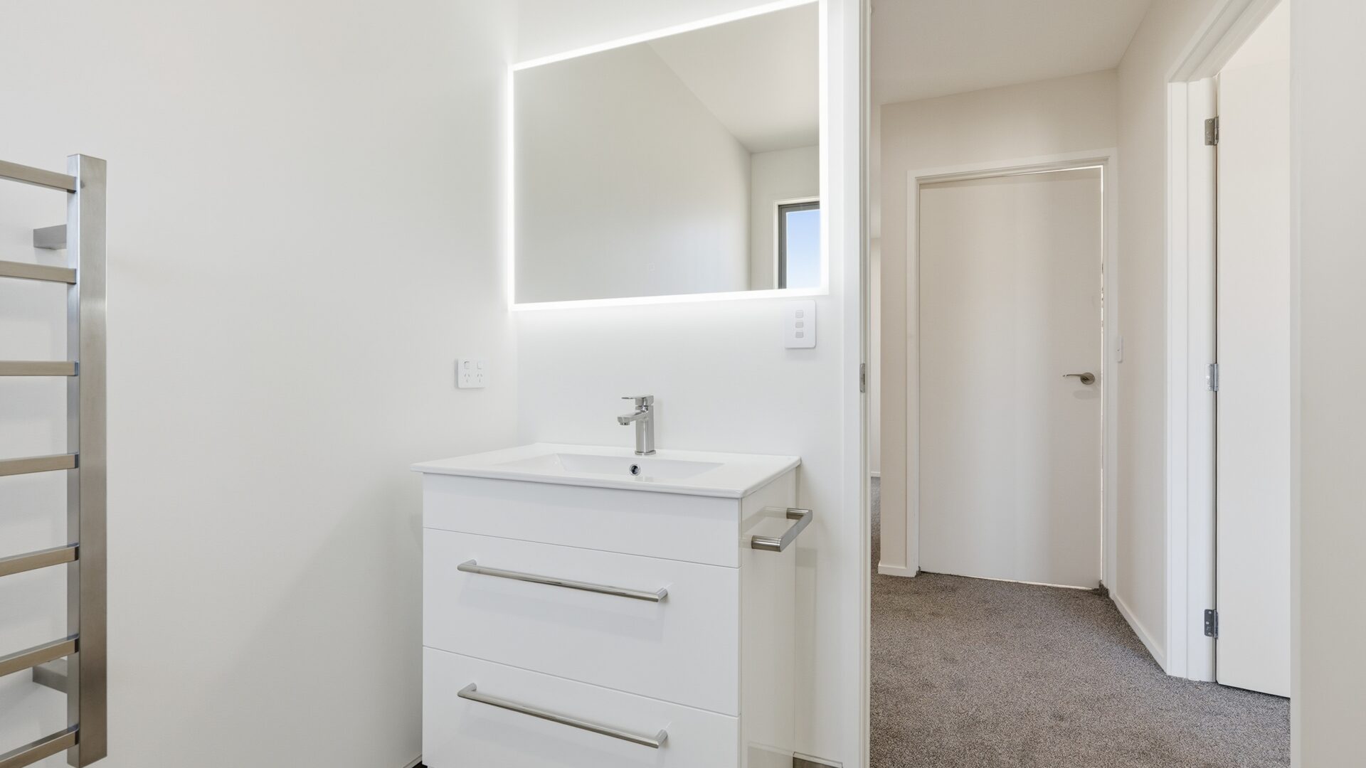 184941178__1769760538-101969-22