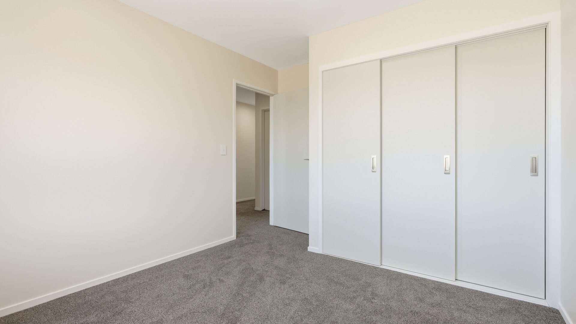 184941235__1769760598-102312-31