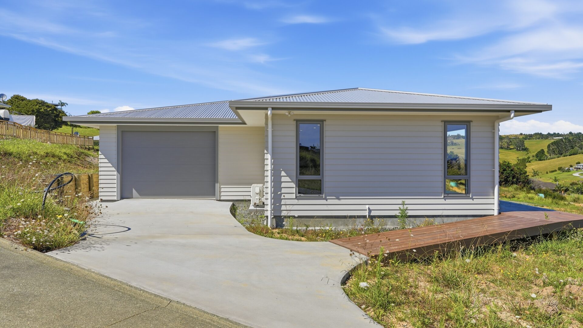 184941237__1769760600-102285-32