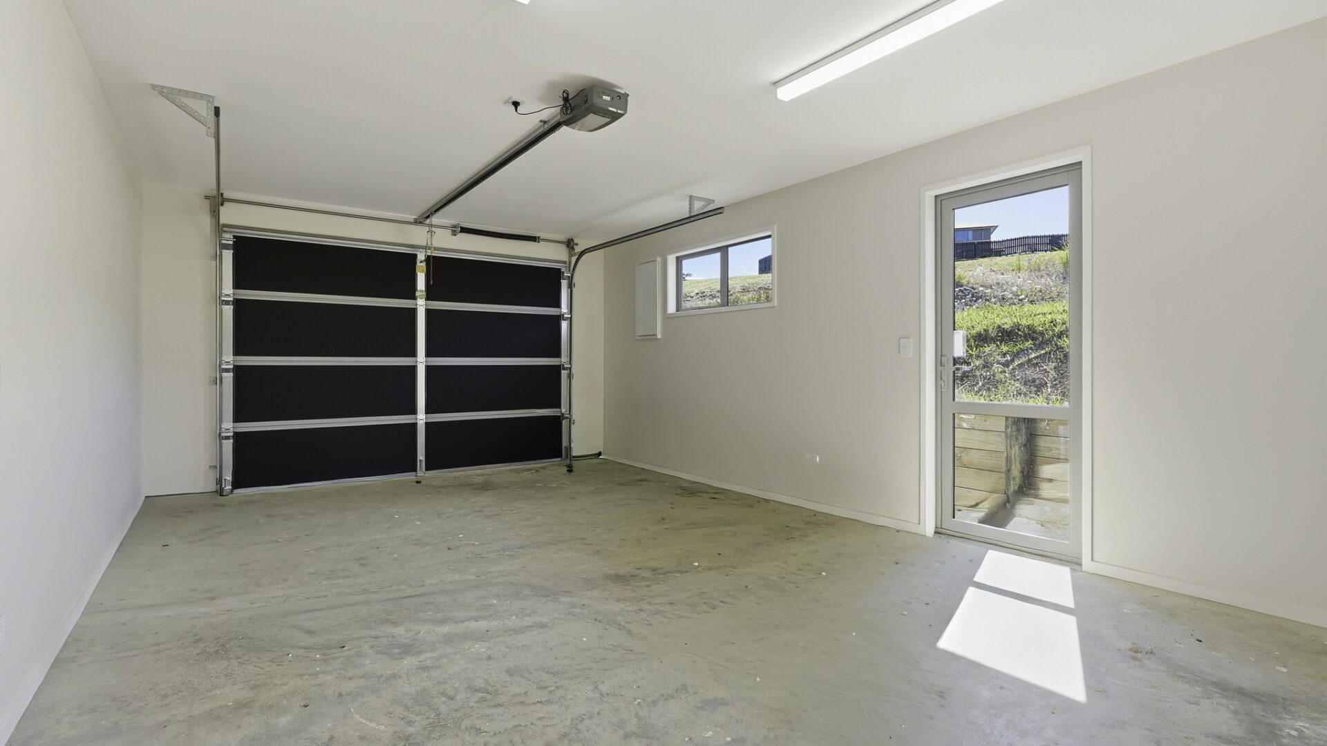 185447022__1770150665-16433-34-2