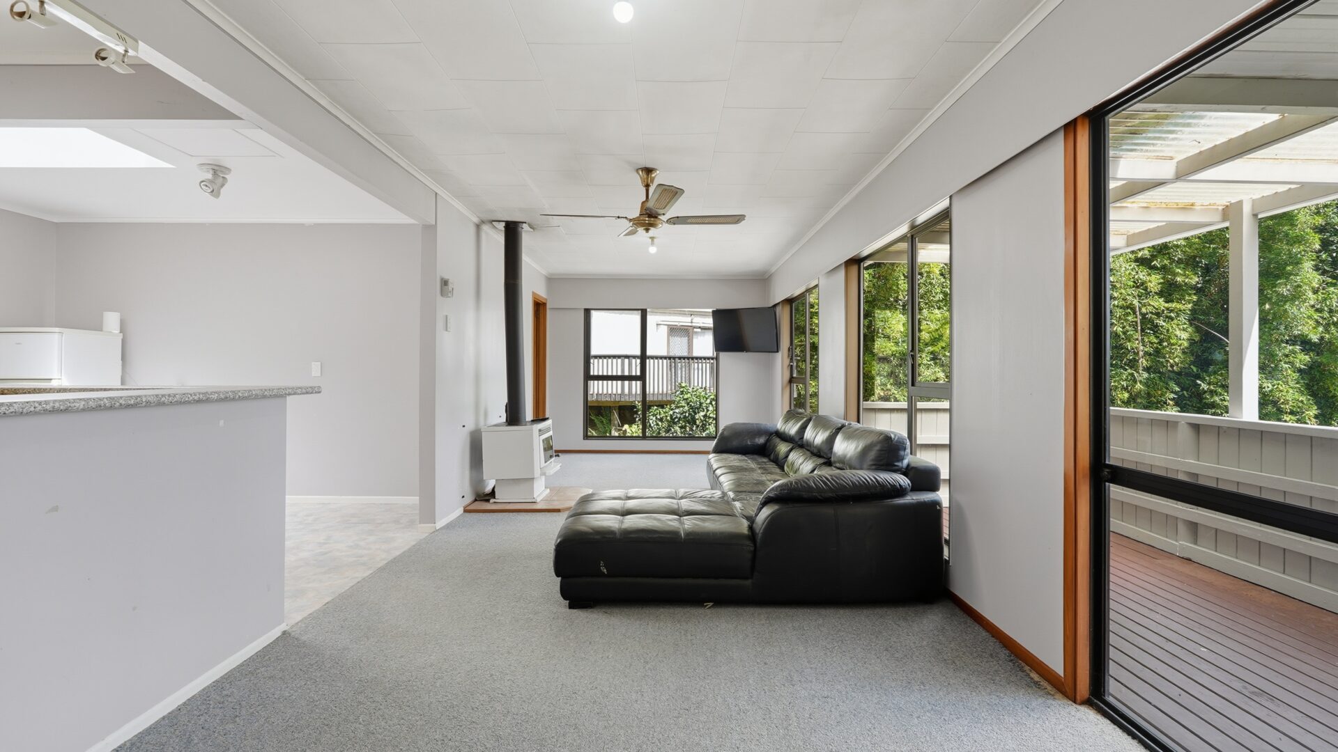 185568231__1770172682-258539-5OkuraBayTotaraNorth015