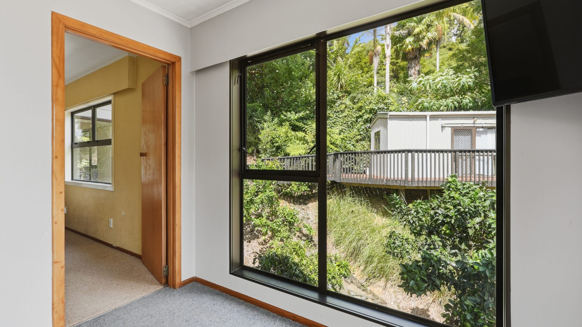 185568249__1770172692-72595-5OkuraBayTotaraNorth018