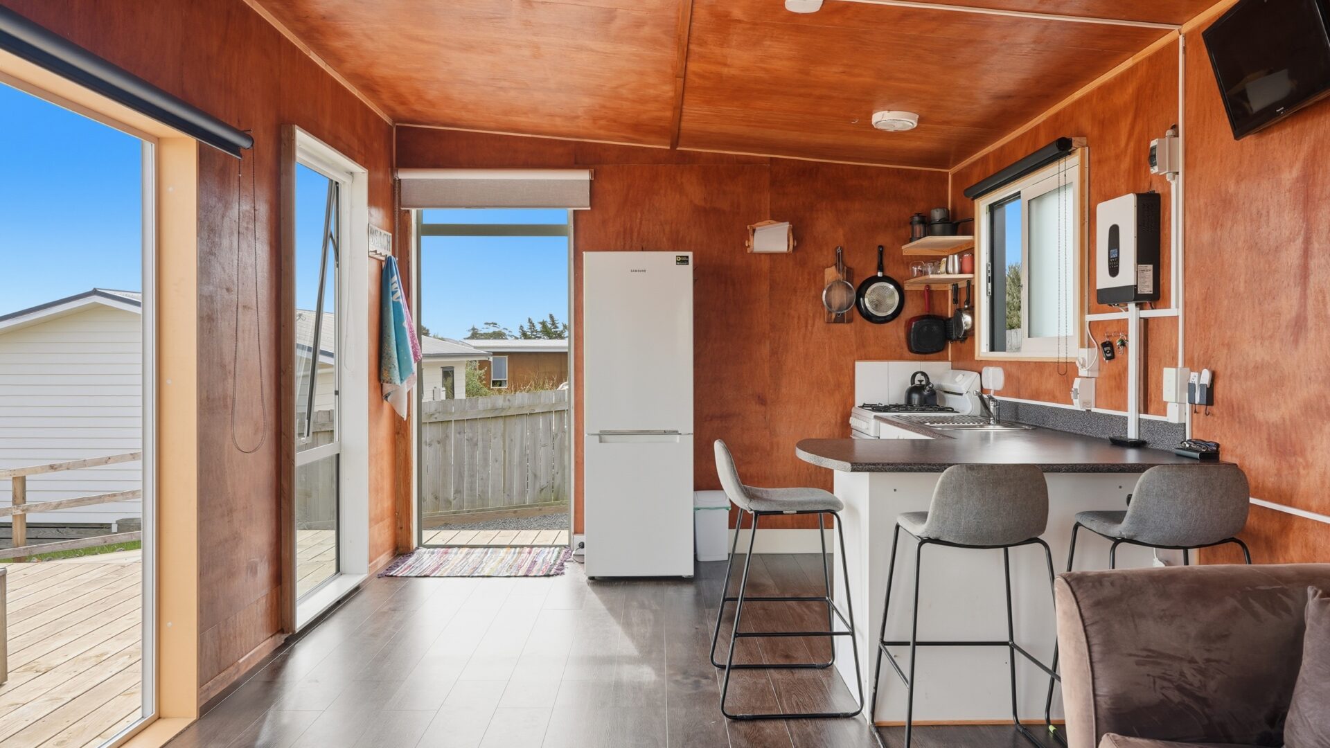 185671423__1770240326-204698-81DoubtlessBayDriveKarikari007