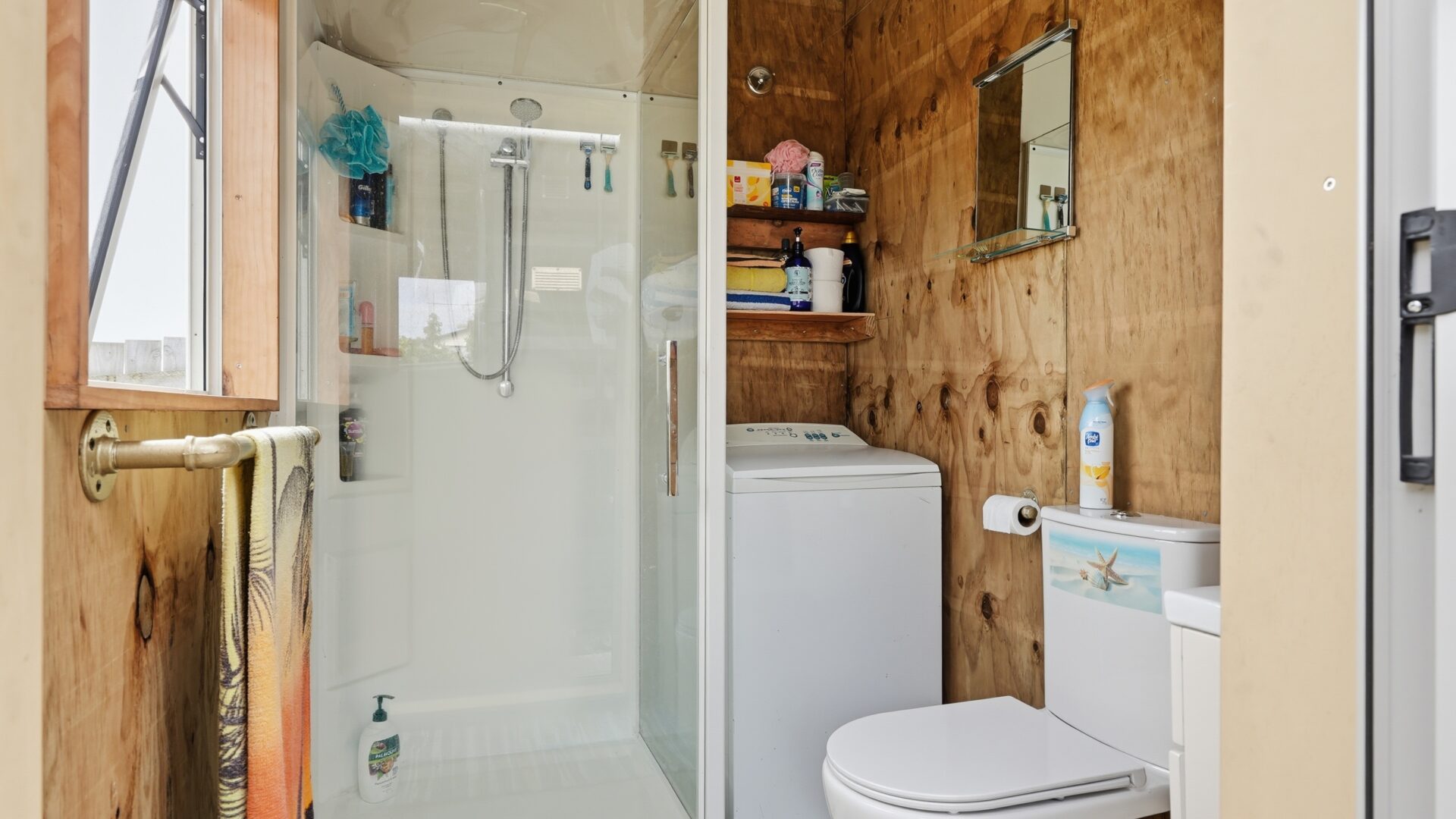 185671588__1770240352-9173-81DoubtlessBayDriveKarikari015