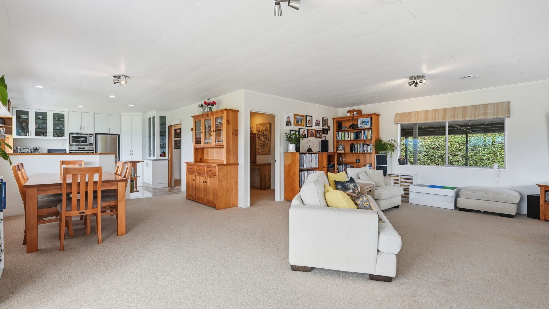 187478532__1771296762-76300-11