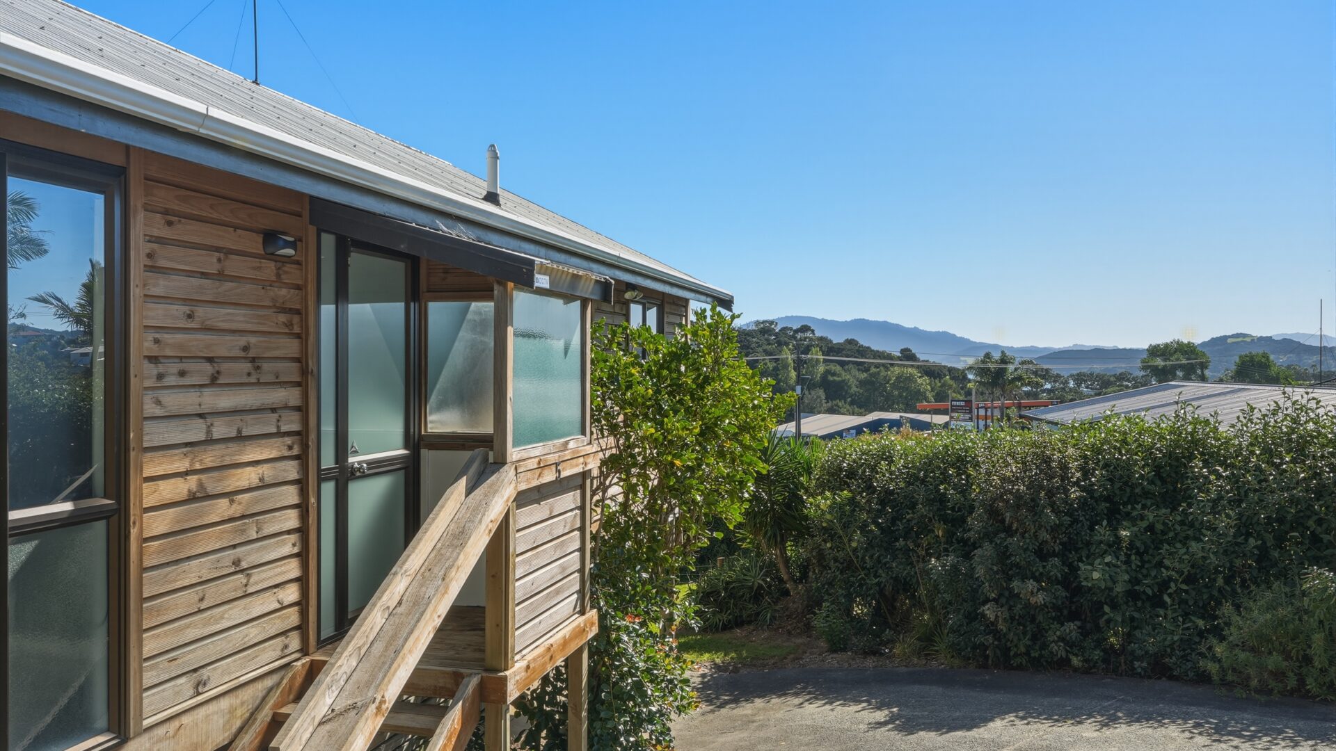 188449358__1771825092-94518-7