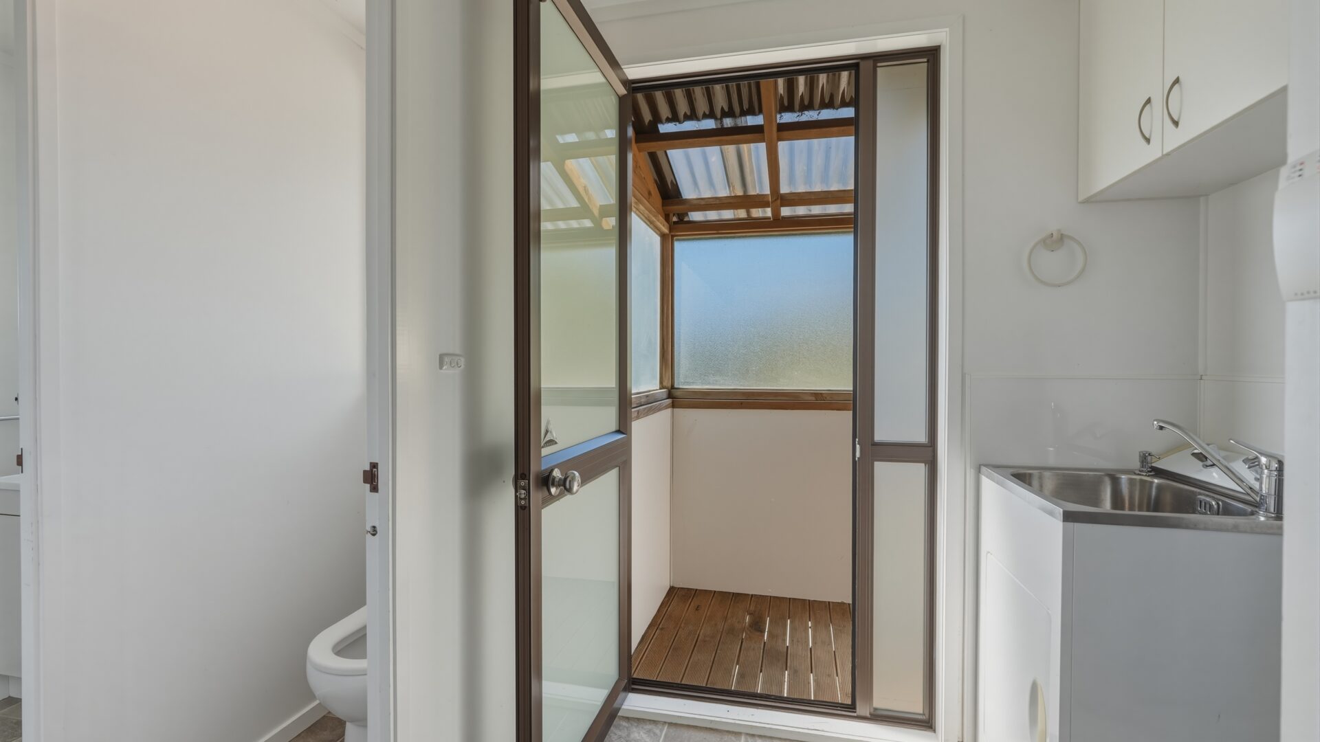 188449377__1771825111-107840-15