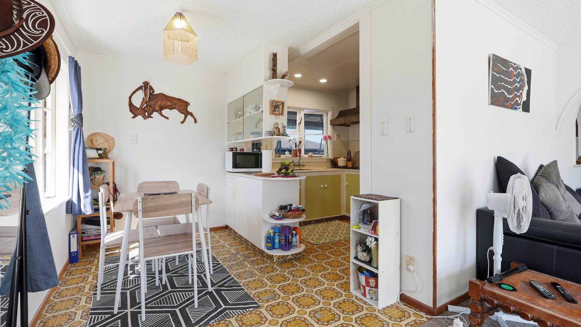 189045501__1772056599-12995-9TeAhuStreet004