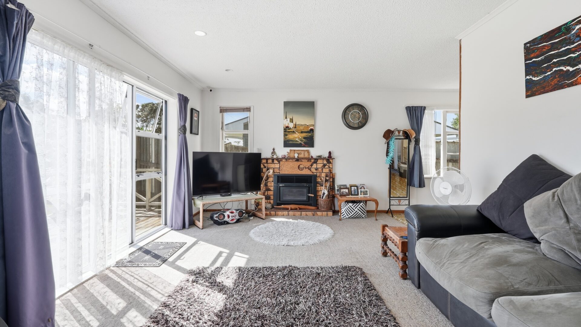 189045883__1772056621-26222-9TeAhuStreet013