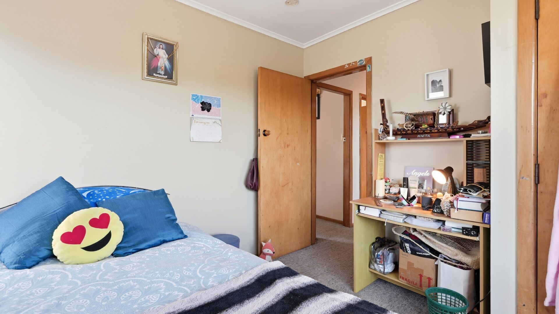 189045988__1772056636-13065-9TeAhuStreet022