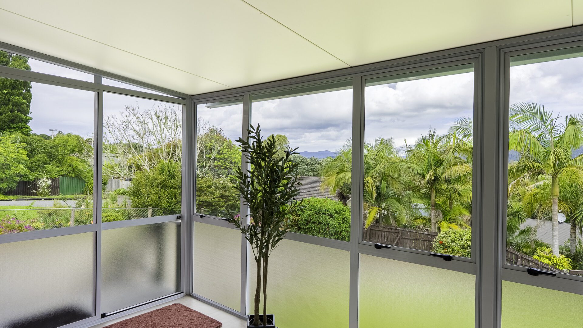 174776027__1763067130-5126-4APanakareaoSt-4