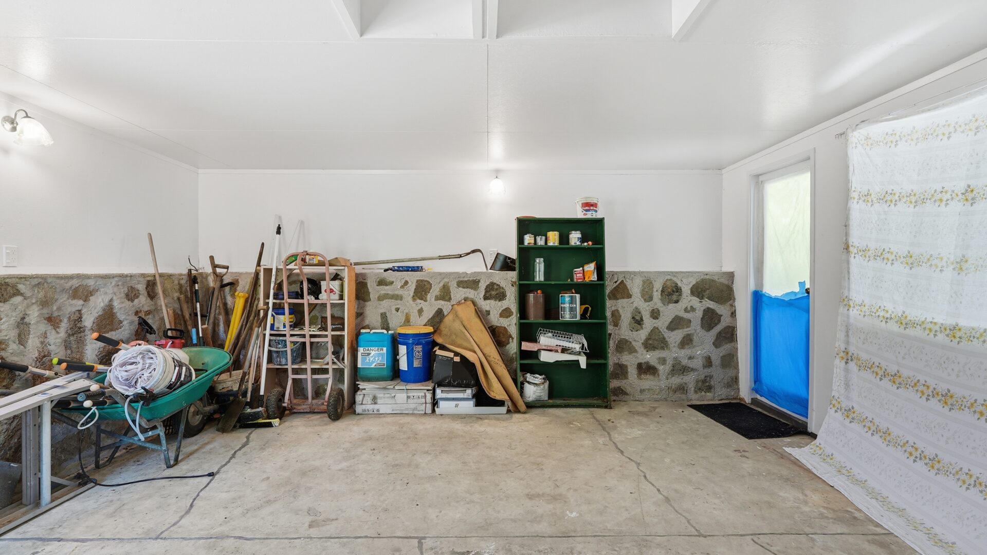 184564521__1769632279-16073-40