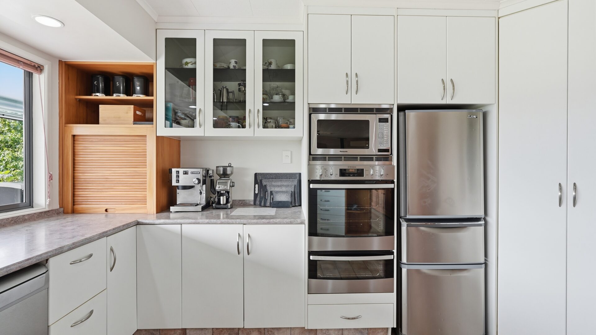 187477913__1771296669-63078-19