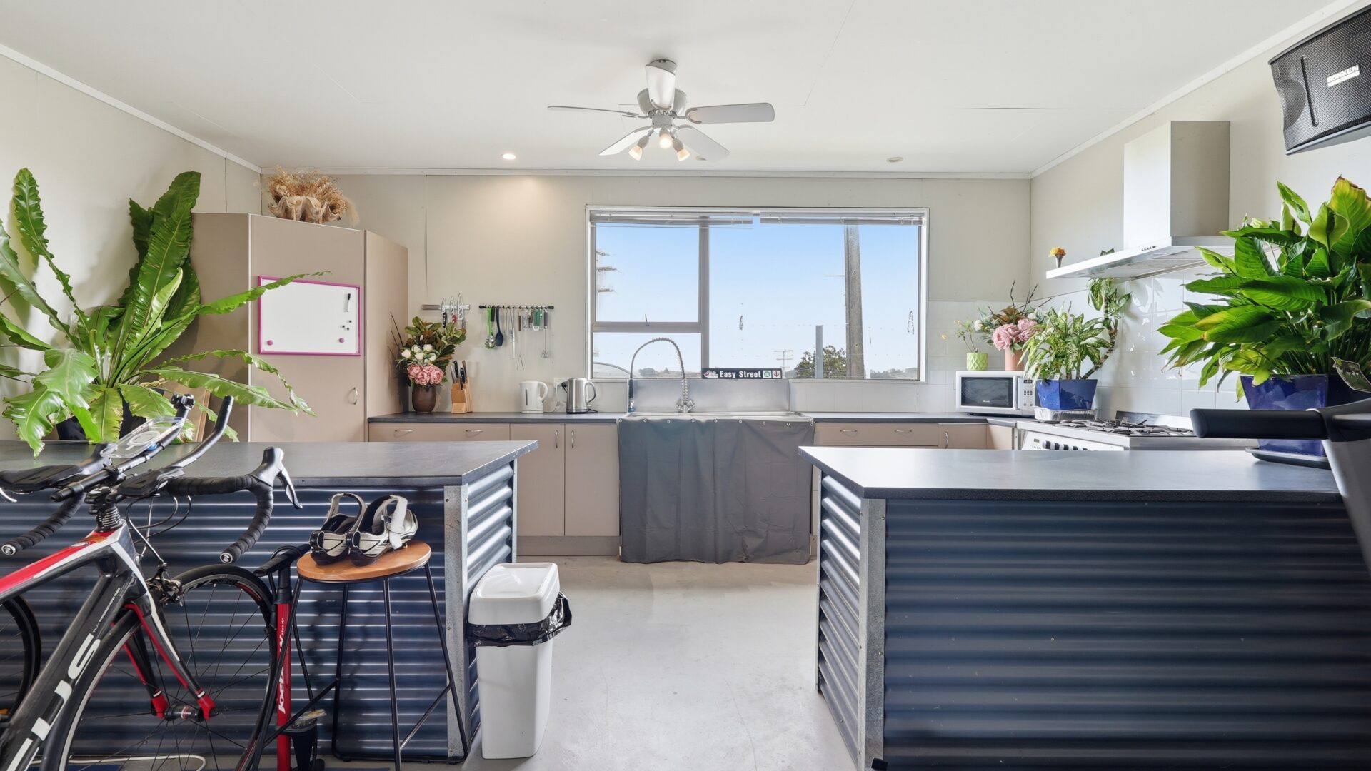 187478339__1771296728-76342-41